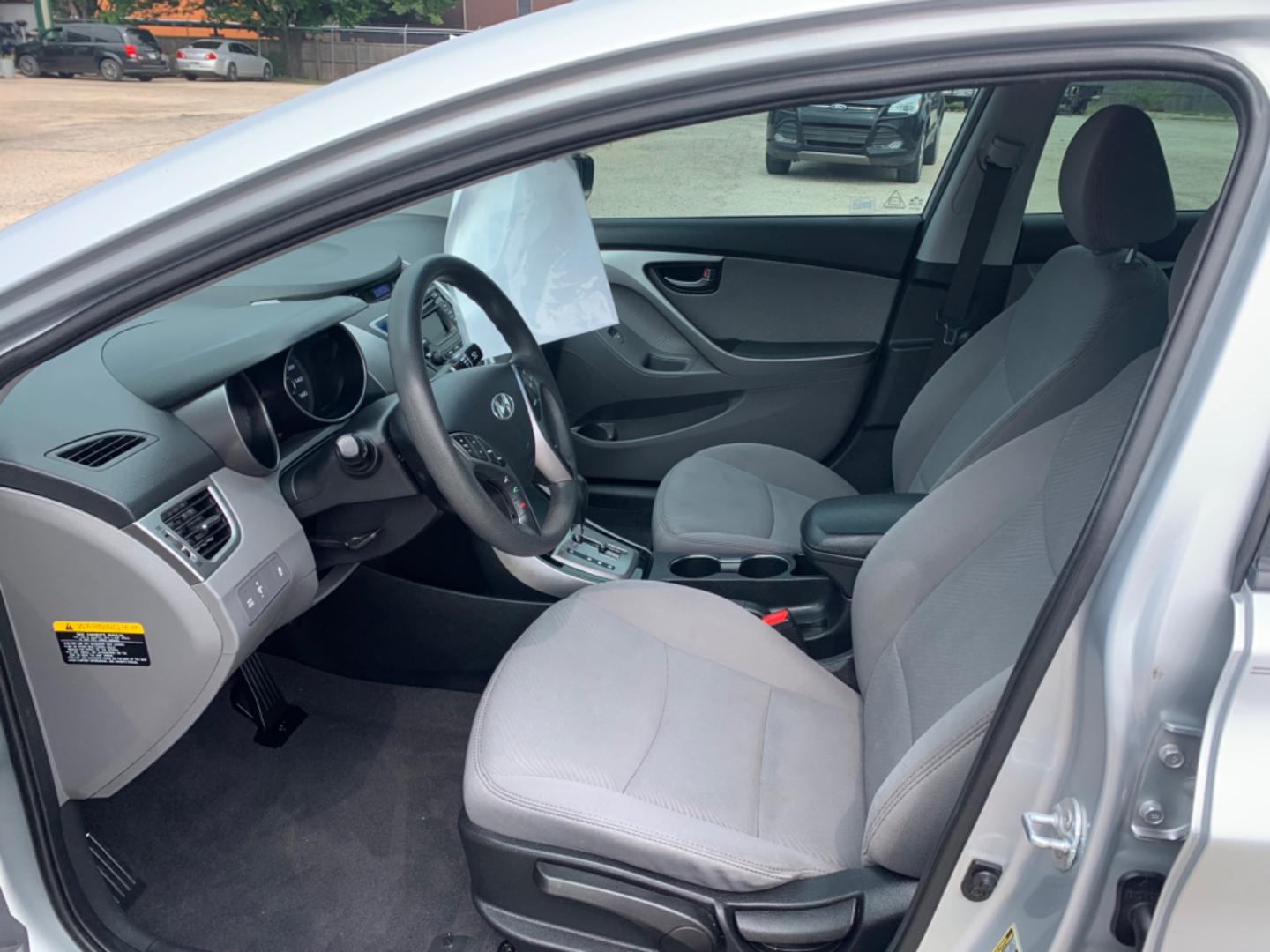 2013 Silver /Black Hyundai Elantra (5NPDH4AE1DH) with an 4 Cylinders E 1.8L MFI DOHC 110 engine, AUTOMATIC transmission, located at 1830 North Belt Line Road, Irving, TX, 75061, (469) 524-0199, 32.834373, -96.993584 - Photo#8